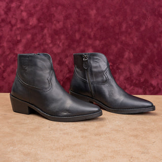 Vintage Foundry Women Black Leather Western Cowboy Party Ankle Boots sz 6.5