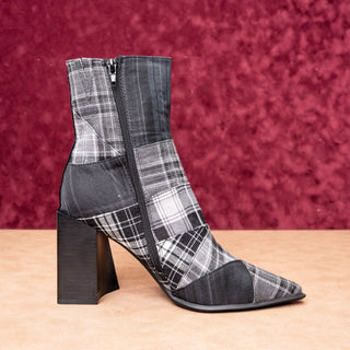 Jeffrey Cambpell Women Plaid Fabric Fashion Ankle Heel Boots sz 9