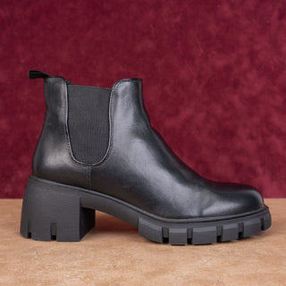 Steve Madden Women Howler Faux Leather Festival Party Chelsea Lug Boots sz 10