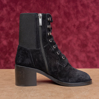 Aquatalia Wmn Victorian Stretch Black Suede Granny Lace-up Zip Ankle Boots sz 7