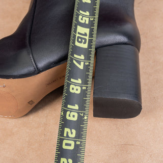 Vince Camuto Women Lumina Extra Wide Black Leather Pointy Toe Knee Boots sz 8