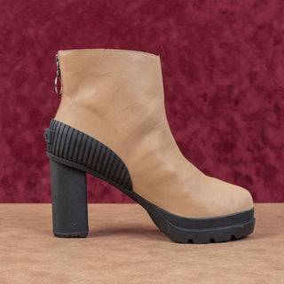 Sorel Women dacie Tan Black Leather Heel Back Zip Ankle Boots sz 10