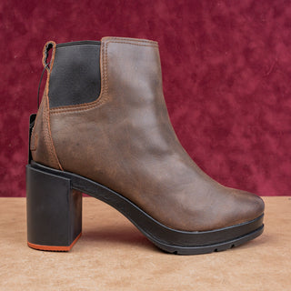 Sorel Wmn Blake Distressed Slip-on Brown Leather Stacked Heel Chelsea Boots 9.5