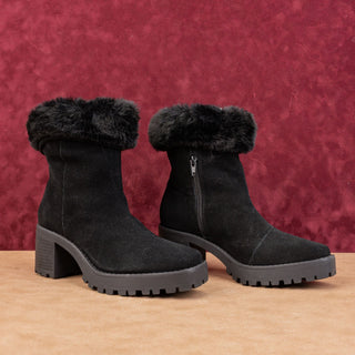 André Assous Women Milana Black Suede Square Toe Faux Shearling Boots size 6