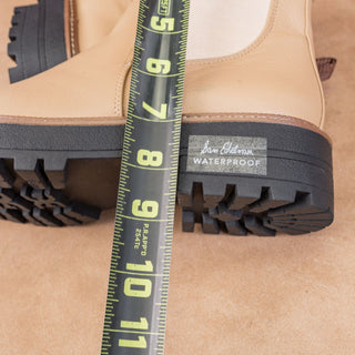 Sam Edelman Women Laguna Sesame Comfortable Chelsea Suede Boots size 8