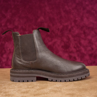 Common Projects Women Brown Leather Chelsea Tab Lug Boots size 8US EUR38