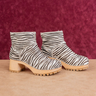 Hansbeens Women Zebra Clog Fashion Slip-on Platform Ankle Boots sz 9US EUR39