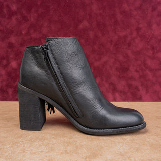 See By Chloe Women Modern Western Fringe Black Leather Boots 10-10.5US EUR 41