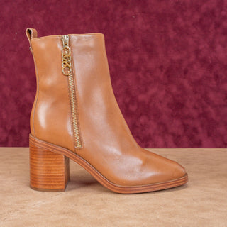 Michael Kors Women Regan Cognac Leather MK Logo Zip Dress Ankle Boots sz 7.5