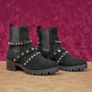 Karl Lagefeld Paris Women Pia Black Suede Stud Festival Moto Lug Boots 7