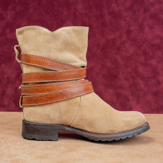 Sendra Women Sand Suede Slip-on Boho Cottage Moto Lug Ankle Boots sz 6