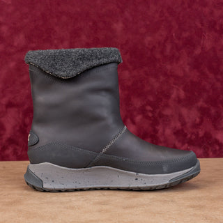 Chaco Women Borealis Mid Grey Waterproof Fashion Ankle Boots sz 7US EUR 38