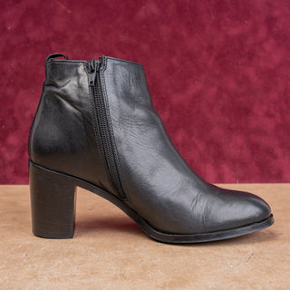 Minelli Wmn Black Leather Vintage Y2K Retro Round Toe Zip Ankle Boots 6US EUR36