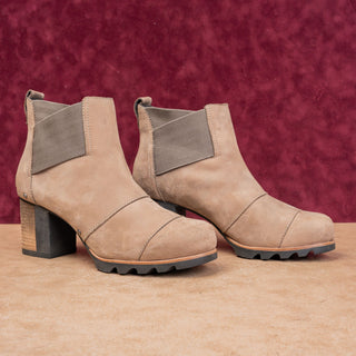 Sorel Women Addington Distress Taupe Nubuck Heel Chelsea Boots size 10