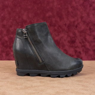 Sorel Wmn Joan Of Artic Wedge III Zip Black Leather Zip Lug Ankle Boots sz 7