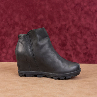 Sorel Wmn Joan Of Artic Wedge III Zip Black Leather Zip Lug Ankle Boots sz 7