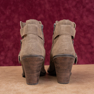 Dolce Vita Women Solid Brown Suede Buckle Western Ankle Boots size 10
