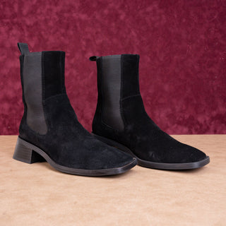 Vagabond Women Blanca Black Suede Square Toe Slip-on Ankle Boots sz 8US EUR38