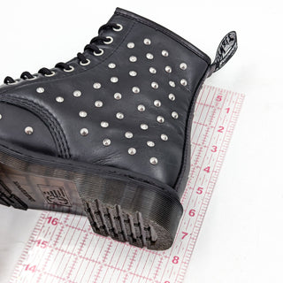 Dr Martens Unisex 1460 Stud Lace-up Black Leather Combat Boots size M8 W9