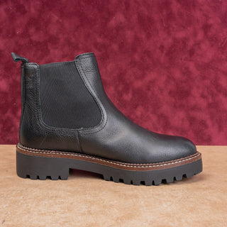 Caslon Women Miller Black Leather Water Resistant Fashion Chelsea Boots Sz 7.5