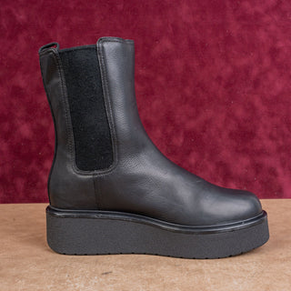 Vince Women Platform Split Size Water Repellent Black Leather Chelsea Boots sz 7