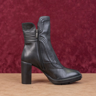 Aquatalia Wmn Illiana Weatherproof Zip Black Leather Block Heel Ankle Boots 11