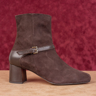 Bruno Magli Wmn Danica Square toe Brown Suede Ankle Dress Boots 10.5US EUR 41.5