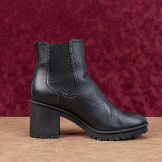 Vince Women Henderson Waterproof Chelsea Black Leather Boots sz 10US EUR 40