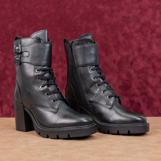 Vintage Foundry Women Elizabeth Black Leather Strap Block Heel Combat Boots 8.5