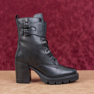 Vintage Foundry Women Elizabeth Black Leather Strap Block Heel Combat Boots 8.5