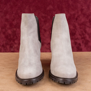Ross&Snow Women Susana Grey Nubuck Leather Chelsea Lug Boots sz 9US