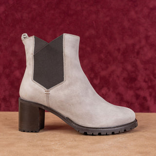 Ross&Snow Women Susana Grey Nubuck Leather Chelsea Lug Boots sz 9US