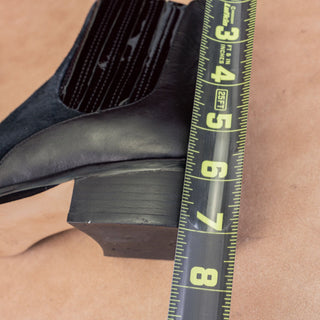 Donald Pliner Women Banks Black Leather Zip Ankle Chelsea Boots sz 9