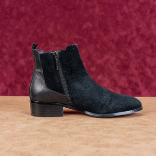 Donald Pliner Women Banks Black Leather Zip Ankle Chelsea Boots sz 9