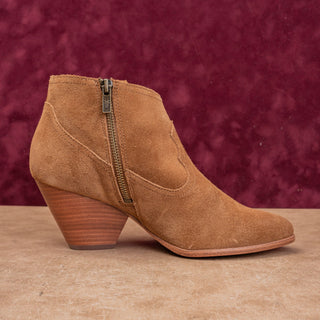 Frye Women Reina Fashion Brown Western Cowboy Ankle Suede boots sz 8.5