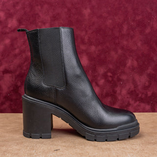 Marc Fisher Women Van Black Leather Platform Slip-on Fashion Ankle Boots sz 7.5