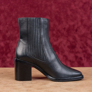 Loeffler Randall Women Arianna Western Chelsea Black Leather Ankle Boots size 7