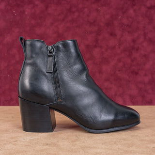 Blondo Women Siena Black Leather Fashion Waterproof Ankle Boots sz 8.5