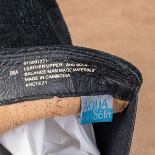 Sofft Women Samira Black Distressed Suede Chelsea Lug Ankle Boots size 8