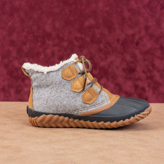 Sorel Women Out N Bout Plus Waterproof Lace-up Faux Fur lined Ankle Boots sz 7