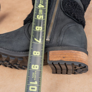 UGG Women Blayne II Shearling Lined Black Leather Buckle Winter Boots size 7.5