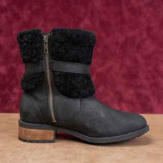 UGG Women Blayne II Shearling Lined Black Leather Buckle Winter Boots size 7.5