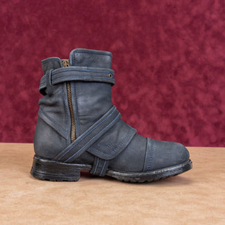 UGG Collection Wmn Elisabe Navy Blue Suede Strap Moto Biker Lug Ankle Boots sz 7