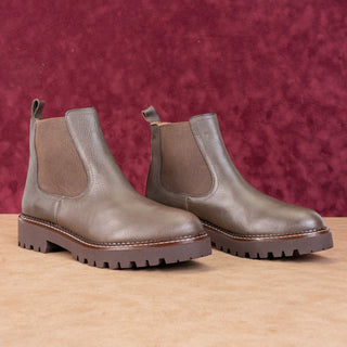 Caslon Women Miller Brown Leather Water Resistant Chelsea Ankle Boots Sz 9.5