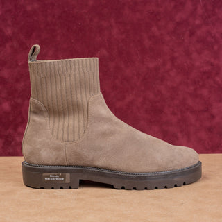 Blondo Women Hallie Waterproof Brown Suede Chelsea Ankle Boots sz 13