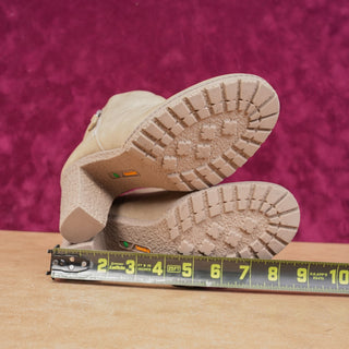 Timberland Women Tillson Lug Sole Light Taupe Nubuck Ankle Boots size 8.5