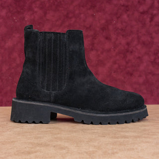 Seychelles Women Black Suede Lug Ankle Chelsea Fashion Dress Boots sz 9