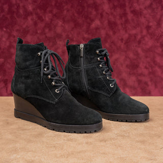 Aquatalia Women Black Suede Lace-up Zip Fashion Wedge Ankle Boots sz 9