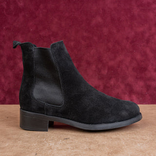 La Canadienne Wmn Western Waterproof Black Suede Low Ankle Chelsea Boots sz 7.5