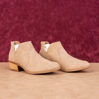 BOC by Born Women Celi Taupe Faux Leather Rodeo Boho Ankle Boots sz 6.5